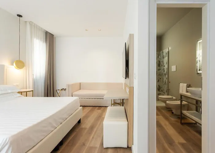 Hotel Glam & Terrace 4*