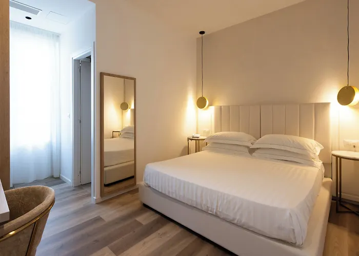 Glam & Terrace 4*